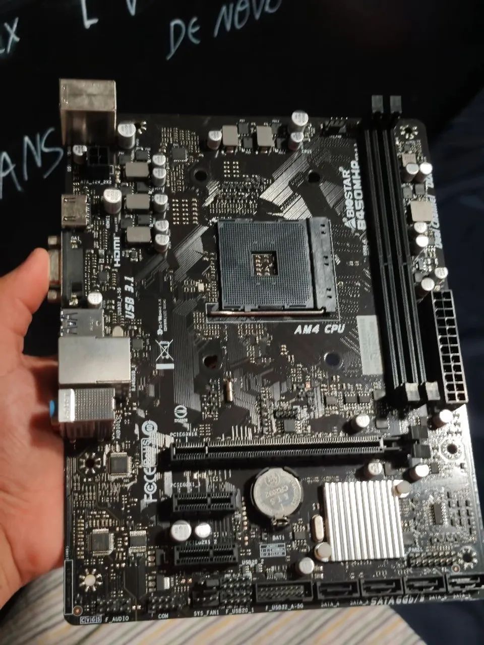Placa mãe BIOSTAR B450MHP - Foto 4