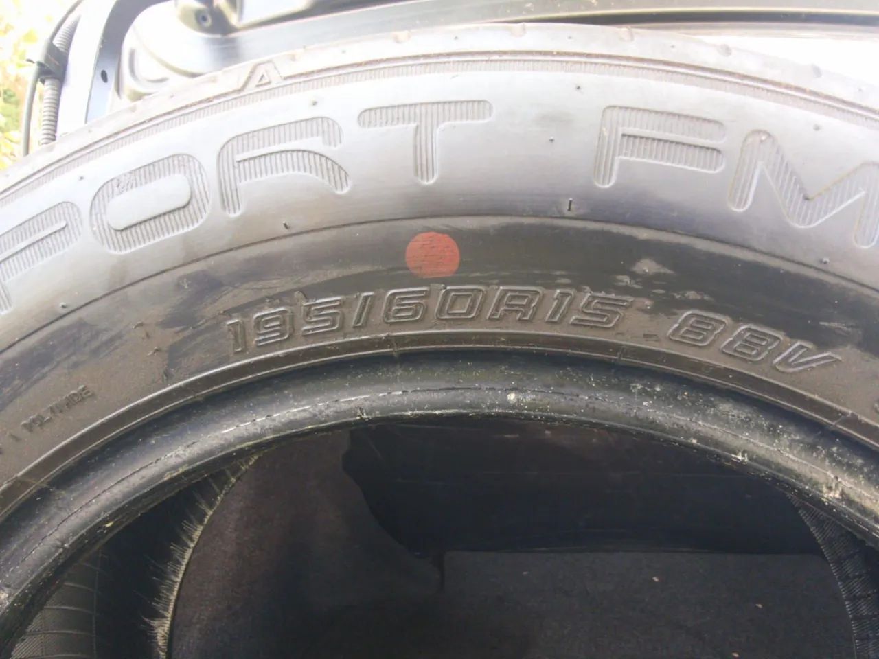 Pneus 195 65 R15 Dunlop usado - Foto 4