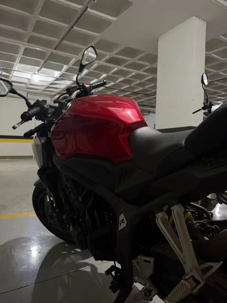 HONDA CB 650 R