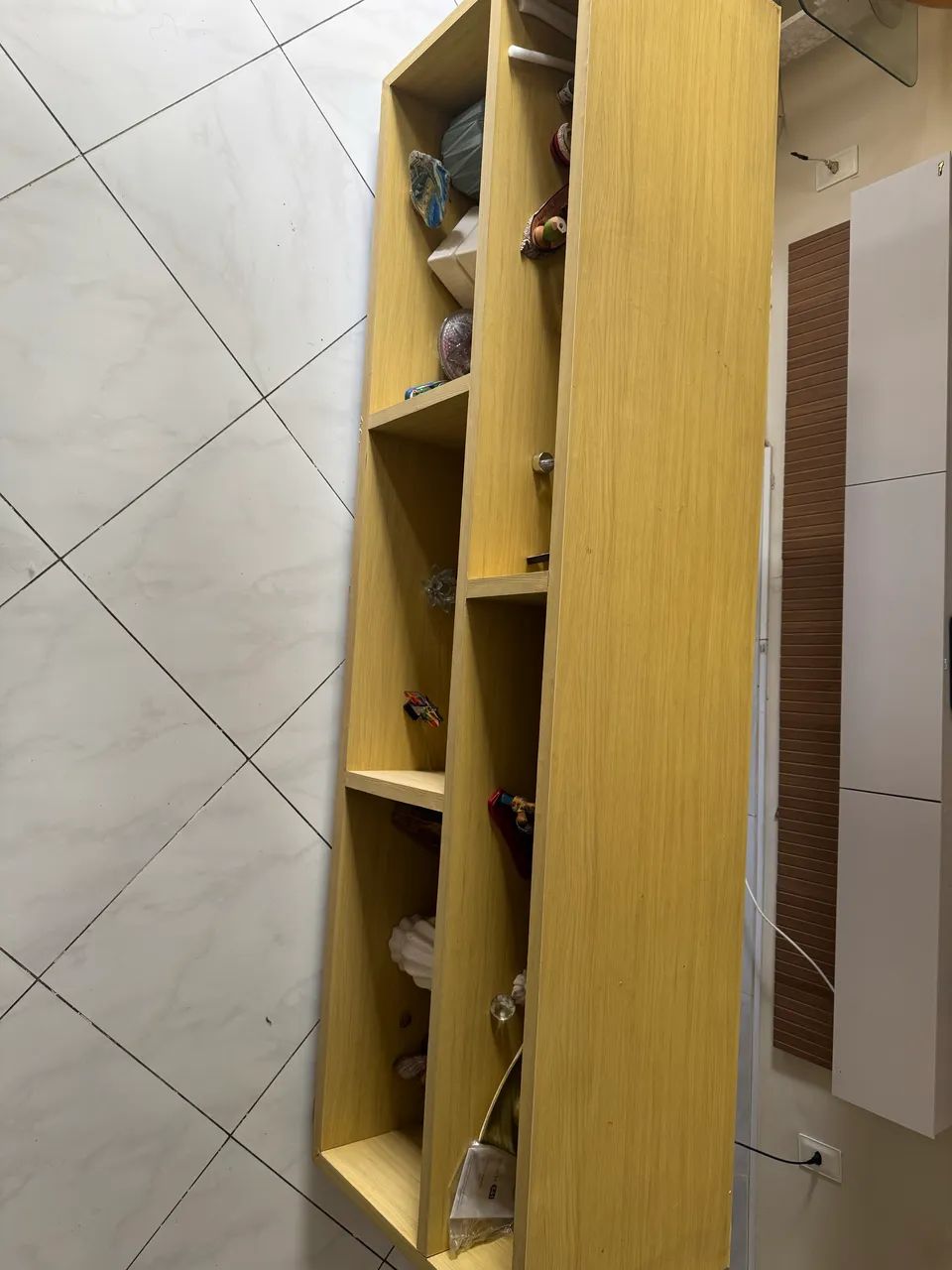 Rack grande com rodinhas em perfeito estado  - Foto 3