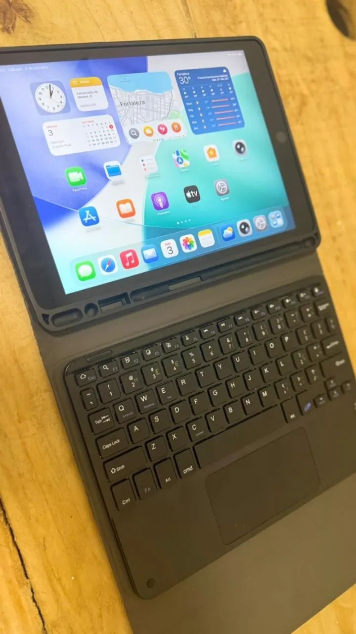 iPad 9ª Geração 64GB + Teclado com Touchpad e Capa - Foto 3