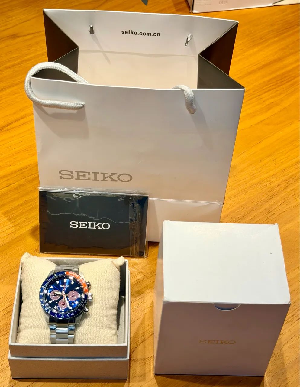 Vende-se Seiko Prospex Speedtimer Solar Chronograph SSC913 ?Pepsi?  - Foto 5