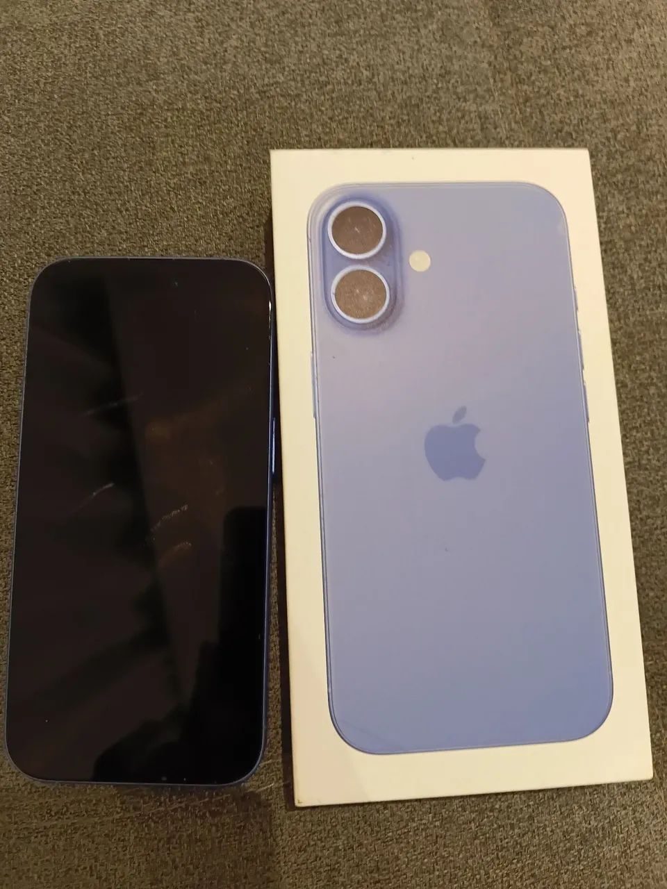 iPhone 16 1 ano de uso