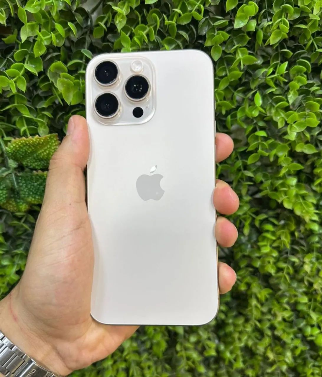 Iphone 16 pro Max 256 - Foto 2