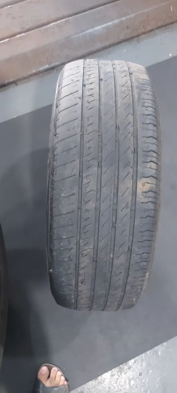 Pneu 205 60 R16 Continental  Usado  - Foto 4