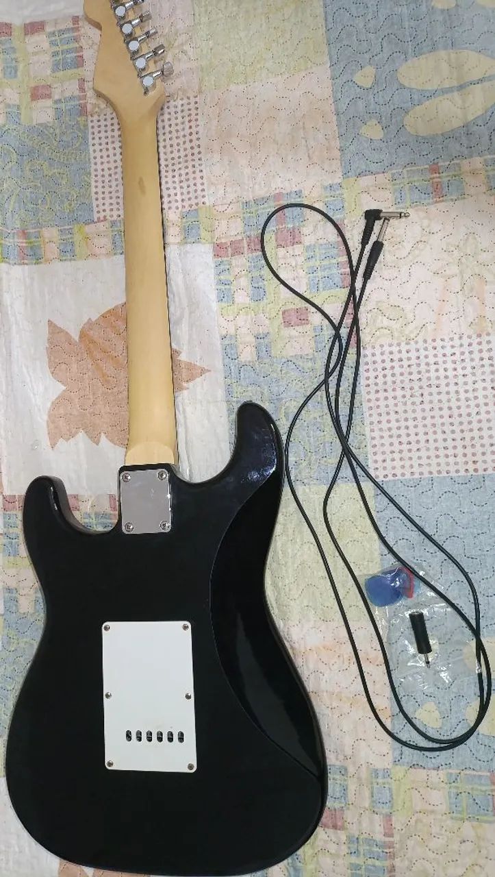 Guitarra  Queens preta usada - Foto 3