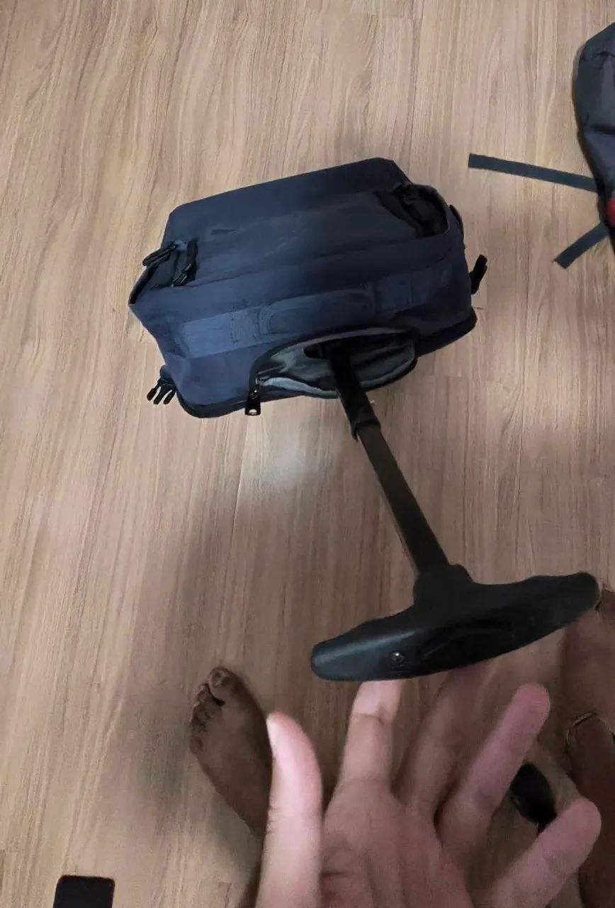 Mochila com rodinhas / mala de mão  - Foto 4
