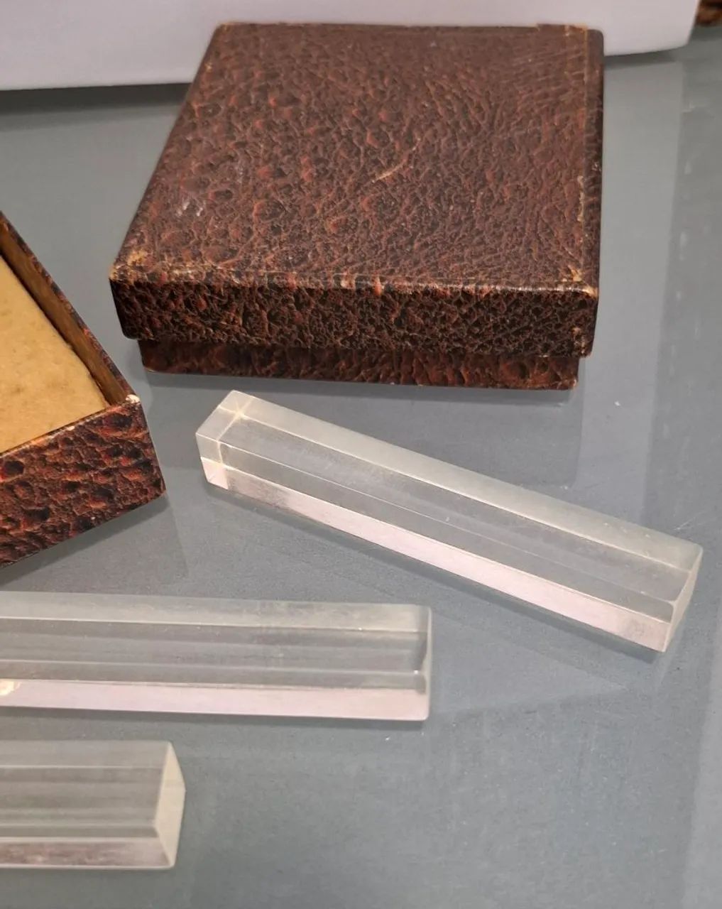 Porta talher de acrilico e espetinhos de prata para aperitivos  - Foto 2