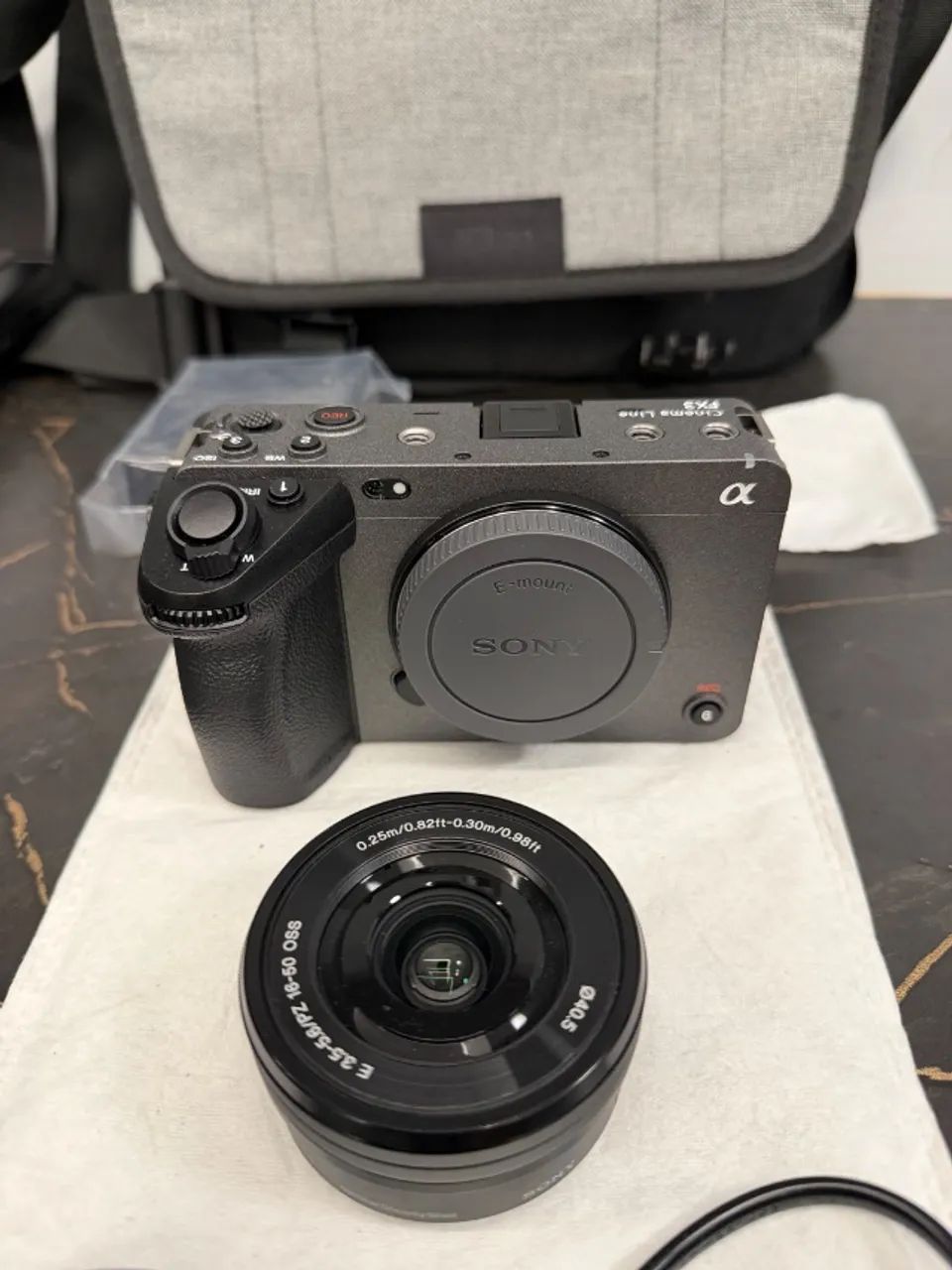 Sony FX3 ILME-FX3 compacta avançada cor preto/cinza