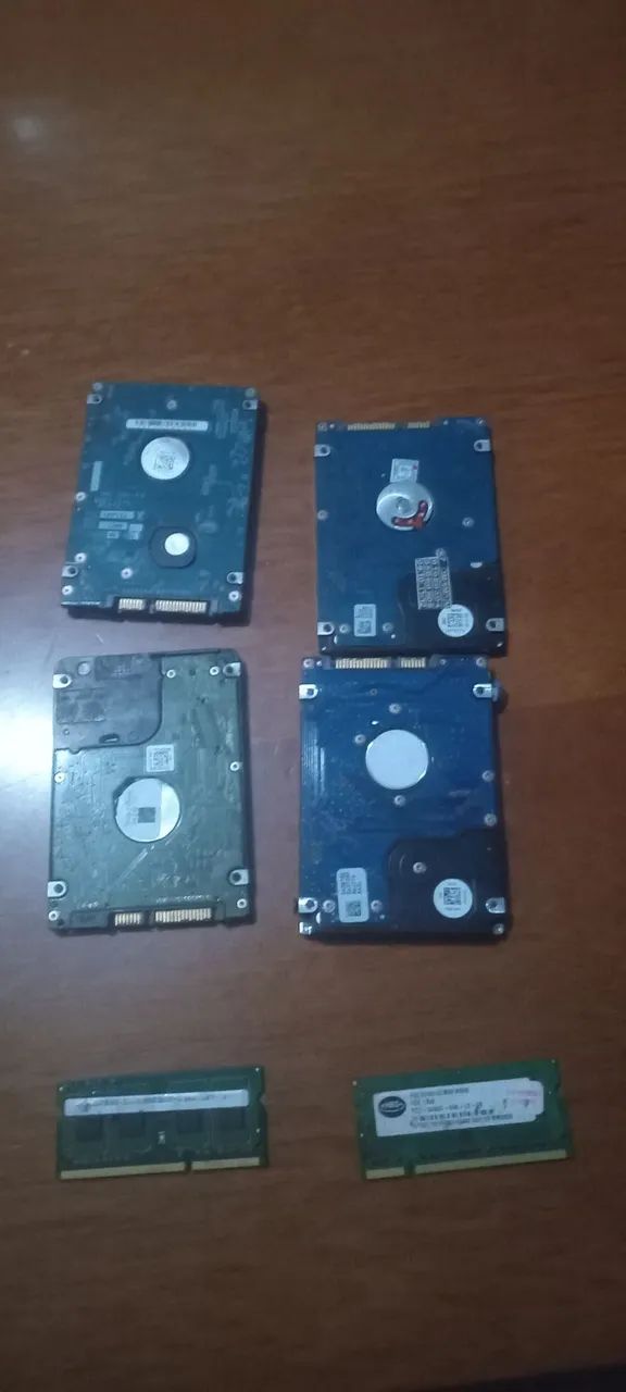 Lote 4 HD de notebook e 2 memórias  - Foto 3