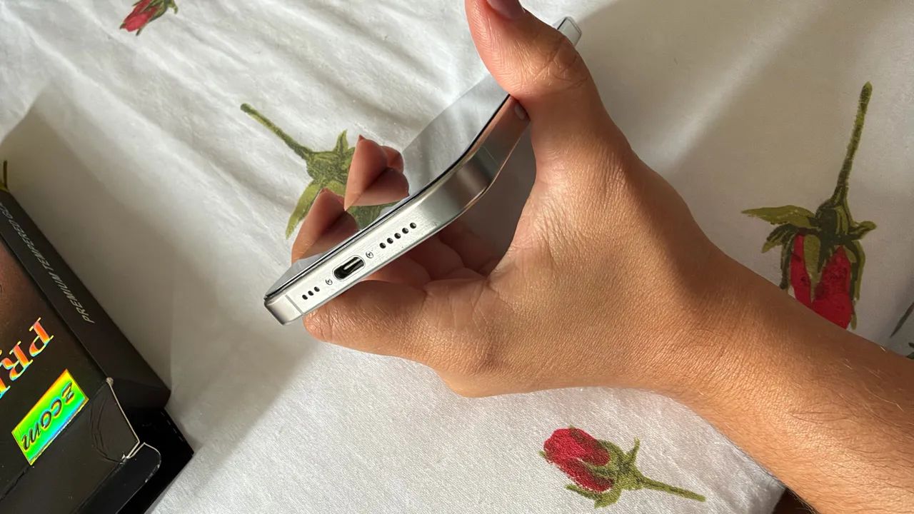 iPhone 15 Pro Branco - Única dona - Foto 3