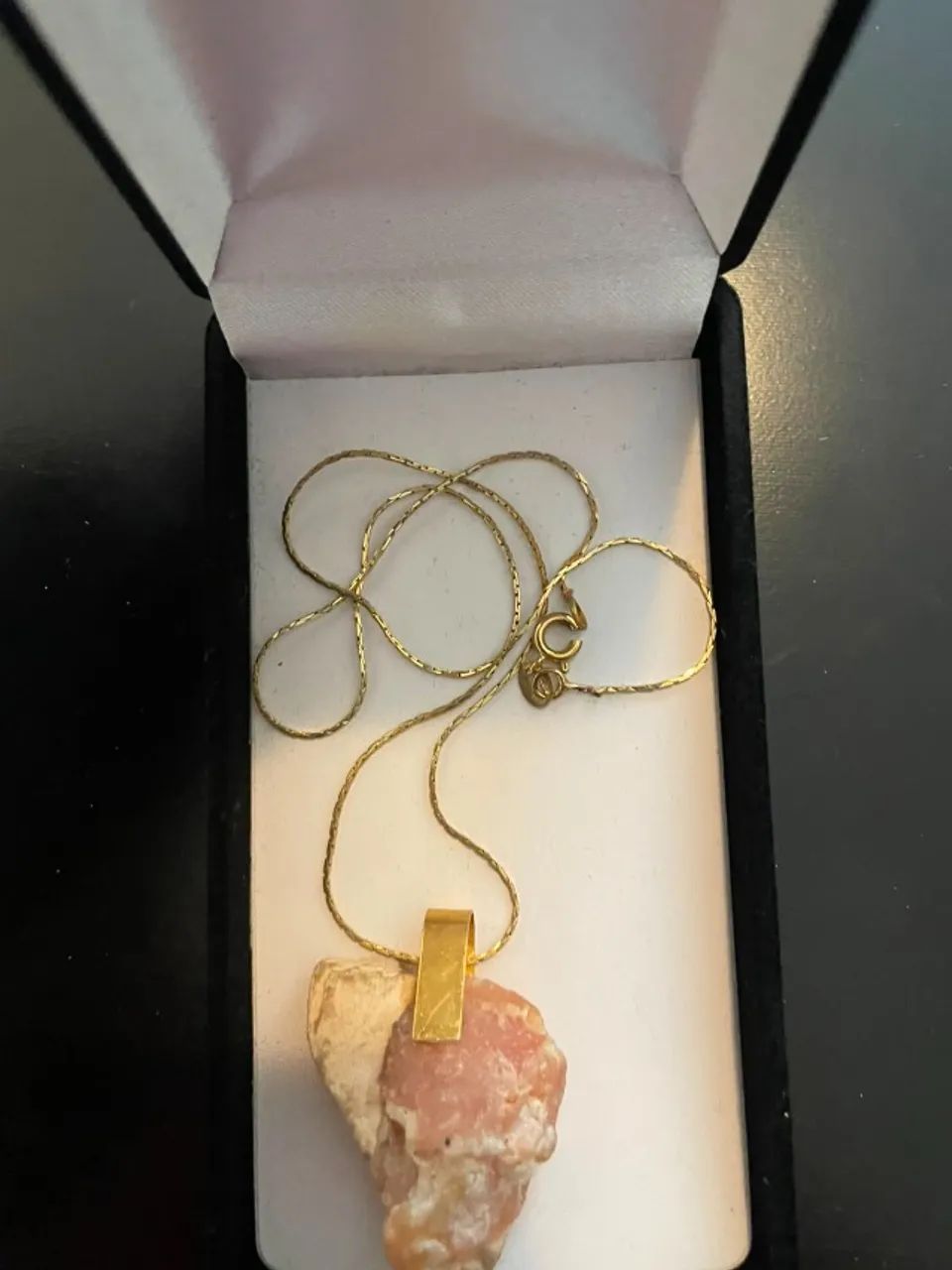 Colar Semijoia com quartzo rosa 