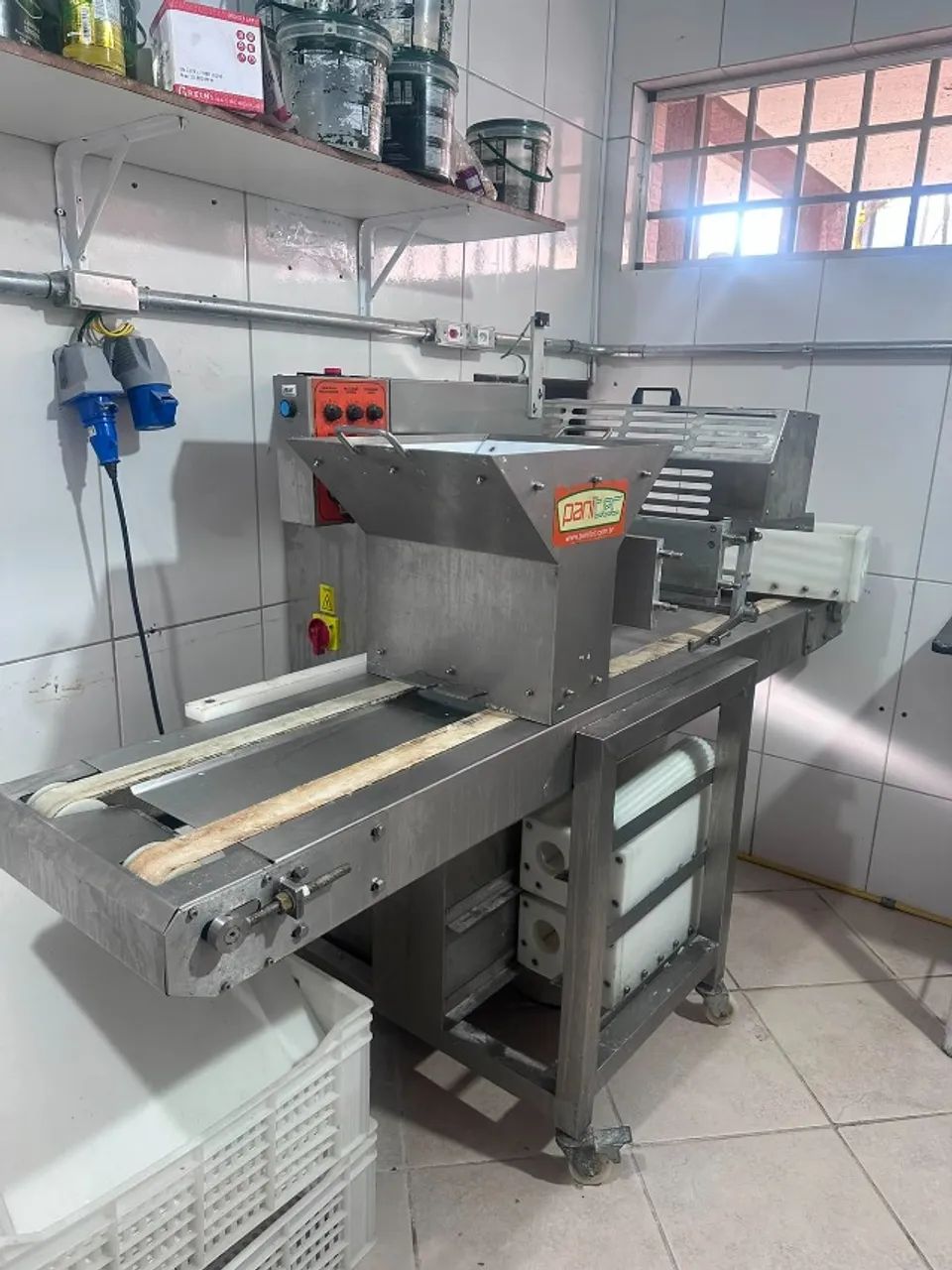 Máquina de pão de queijo - PANITEC - FB 500 E