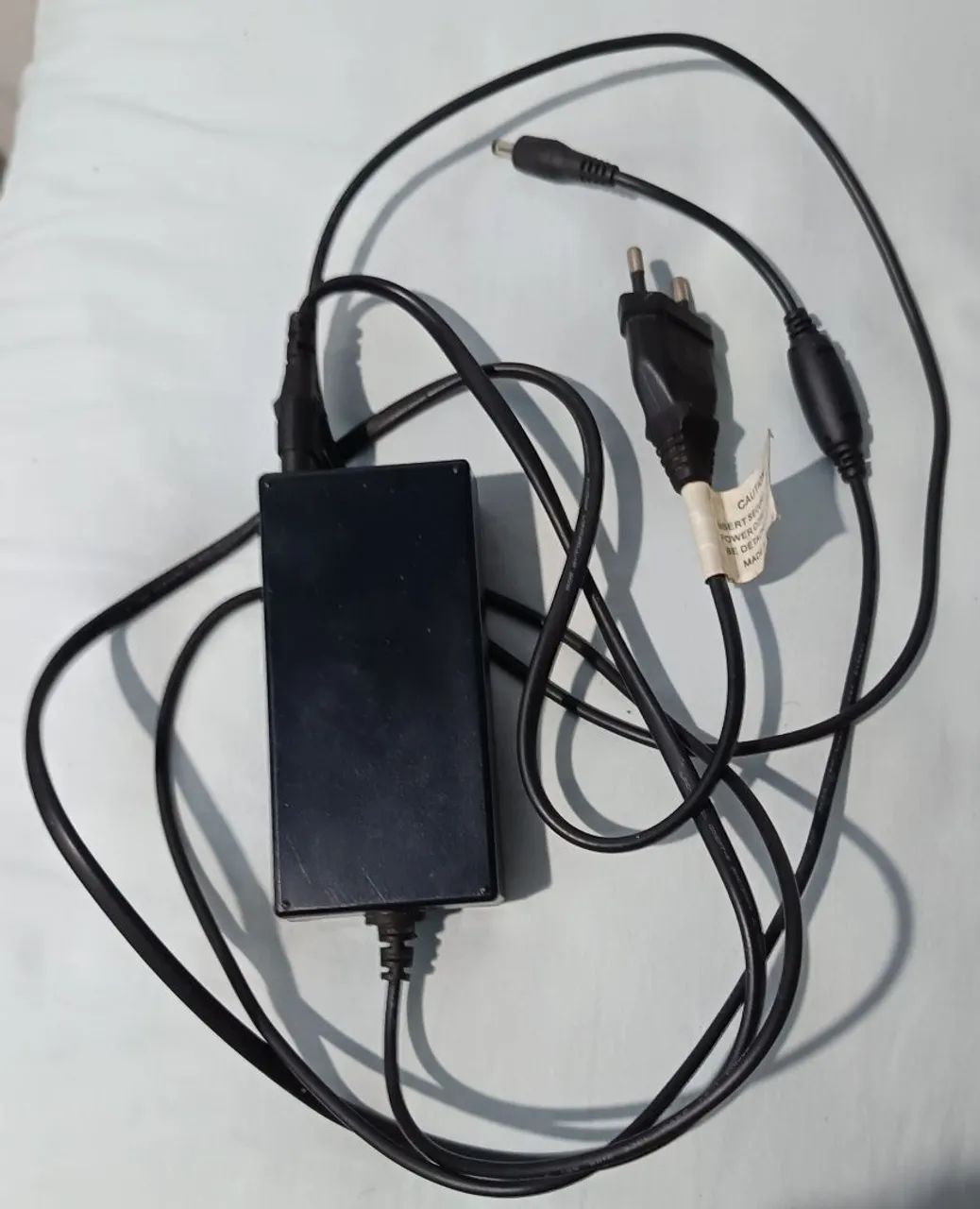 VENDO - FONTE Notebook SAMSUNG - MODELO "AD-3014N" - 14.0V / 2.14A / 30W - R$ 30,00