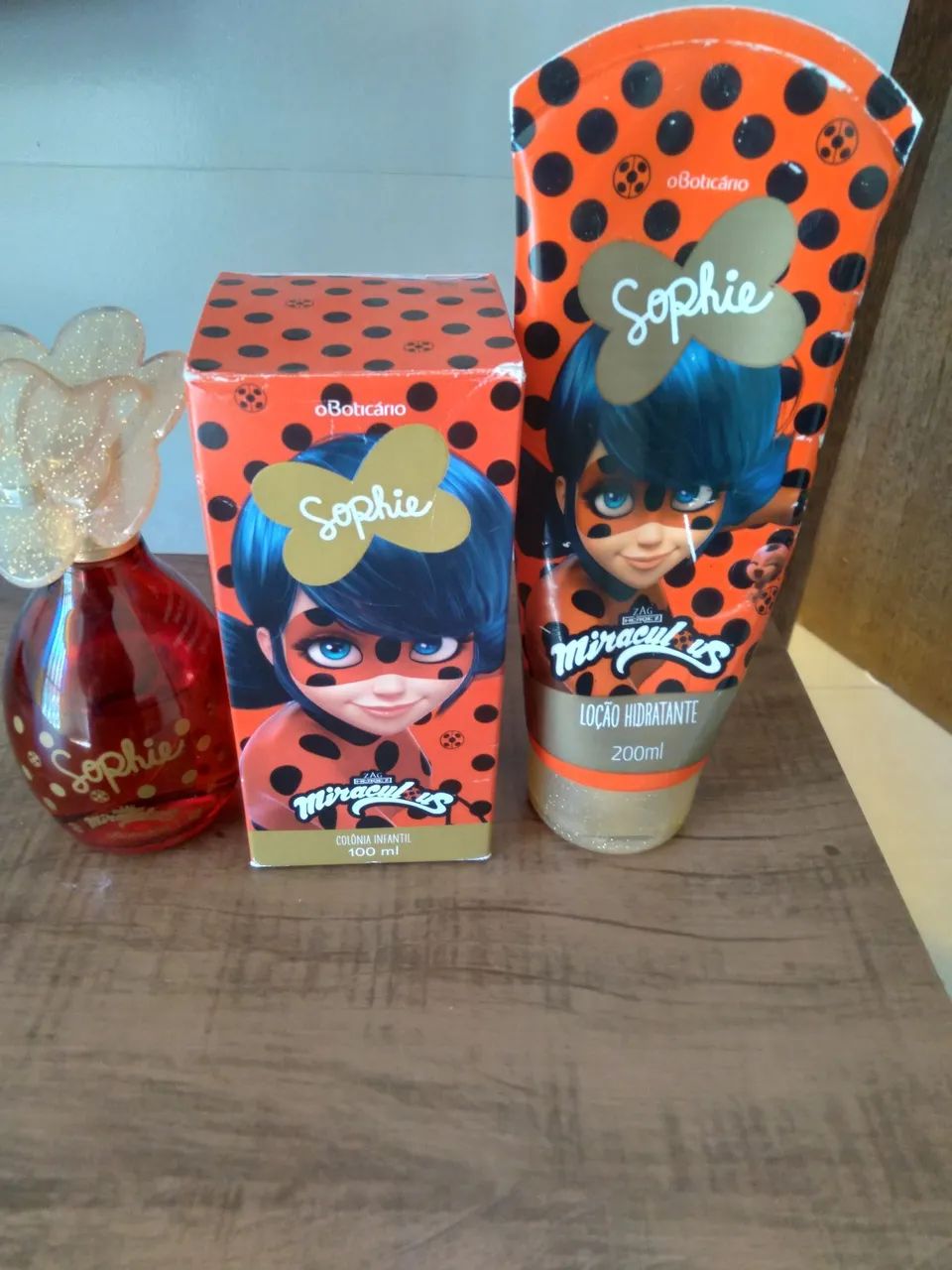 Kit Sophie o boticário Miraculous Ladybug 