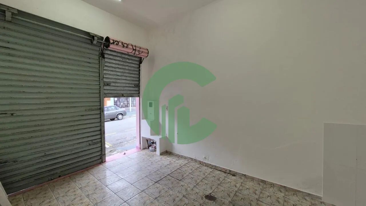 Salão comercial para locação próximo rua Carijós, V. Linda, Santo André.