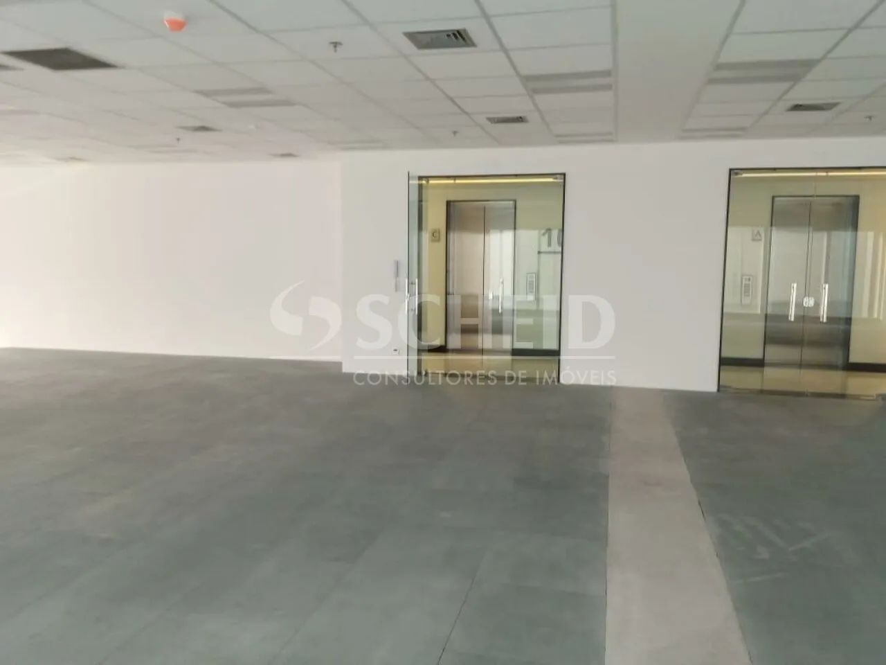 CONJUNTO COMERCIAL, 266 M², 2 SALAS, 2 BANHEIROS, COPA, AR CONDICIONADO,16 VAGAS. - Foto 5