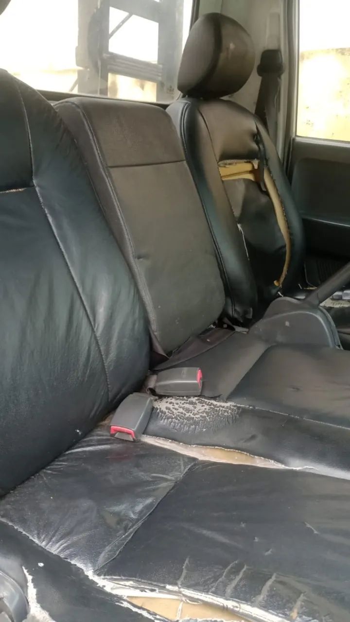 KIA BONGO 2500 - Foto 3