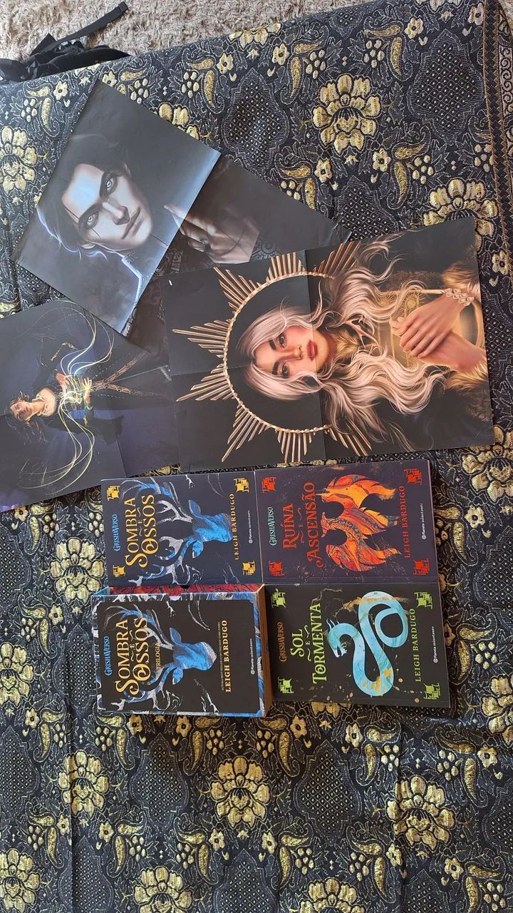 Box de livro Sombra e Ossos