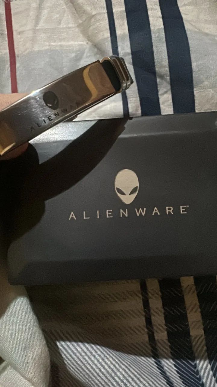 Pulseira/bracelete alienware