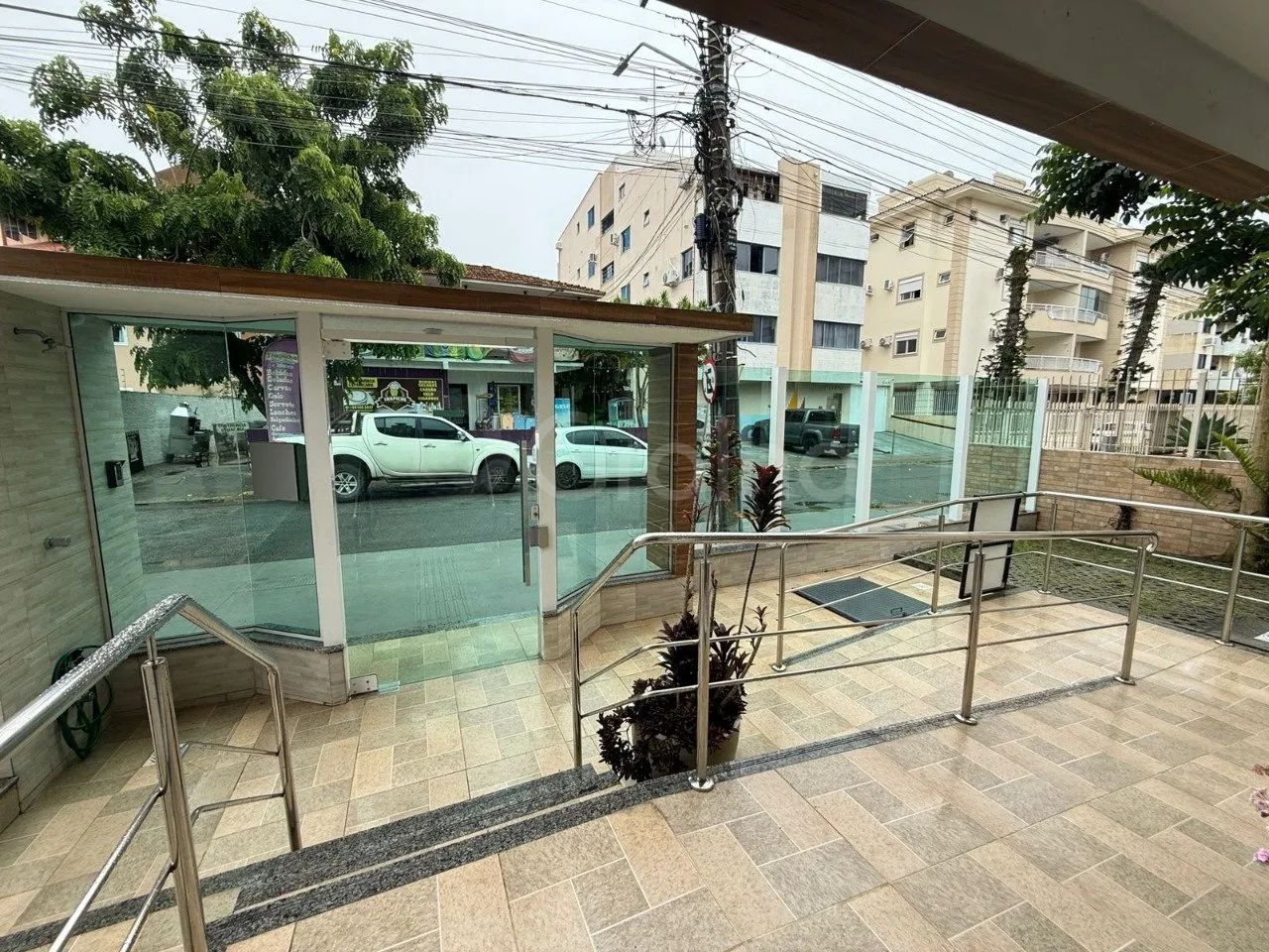 Prédio Residencial a venda próximo ao mar em Canasvieiras