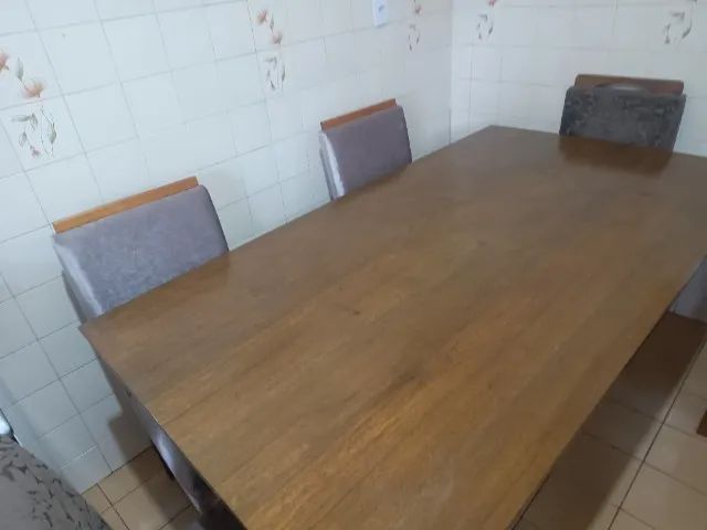 Mesa retangular de jantar - 6 lugares 