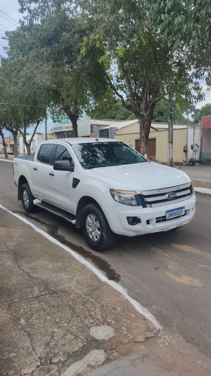 Ford Ranger XLS 2.2 4X4 CD Diesel Mec. 2015
