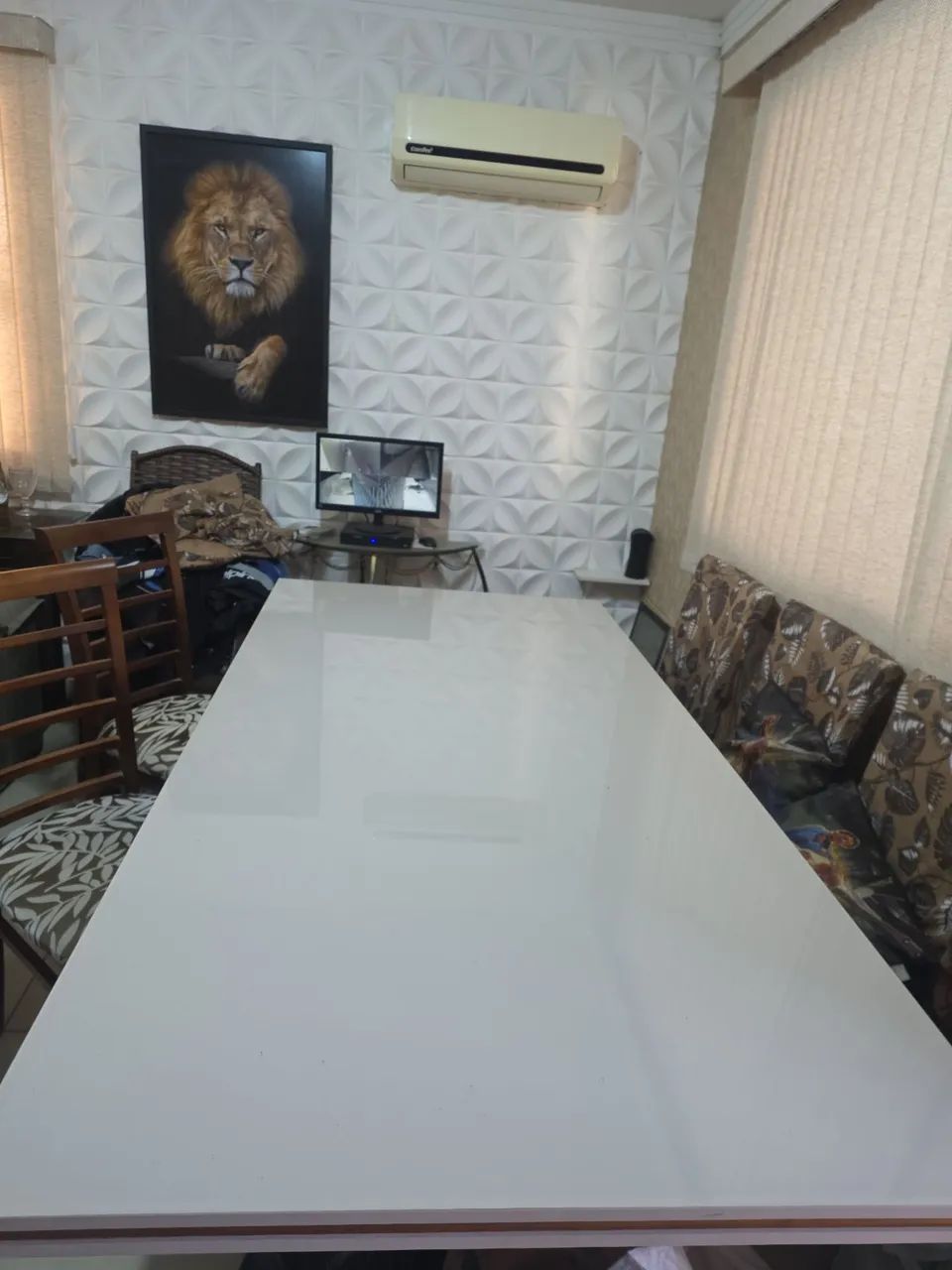 Mesa jantar 6 cadeiras madeira maciça com vidro Grosso de primeira 