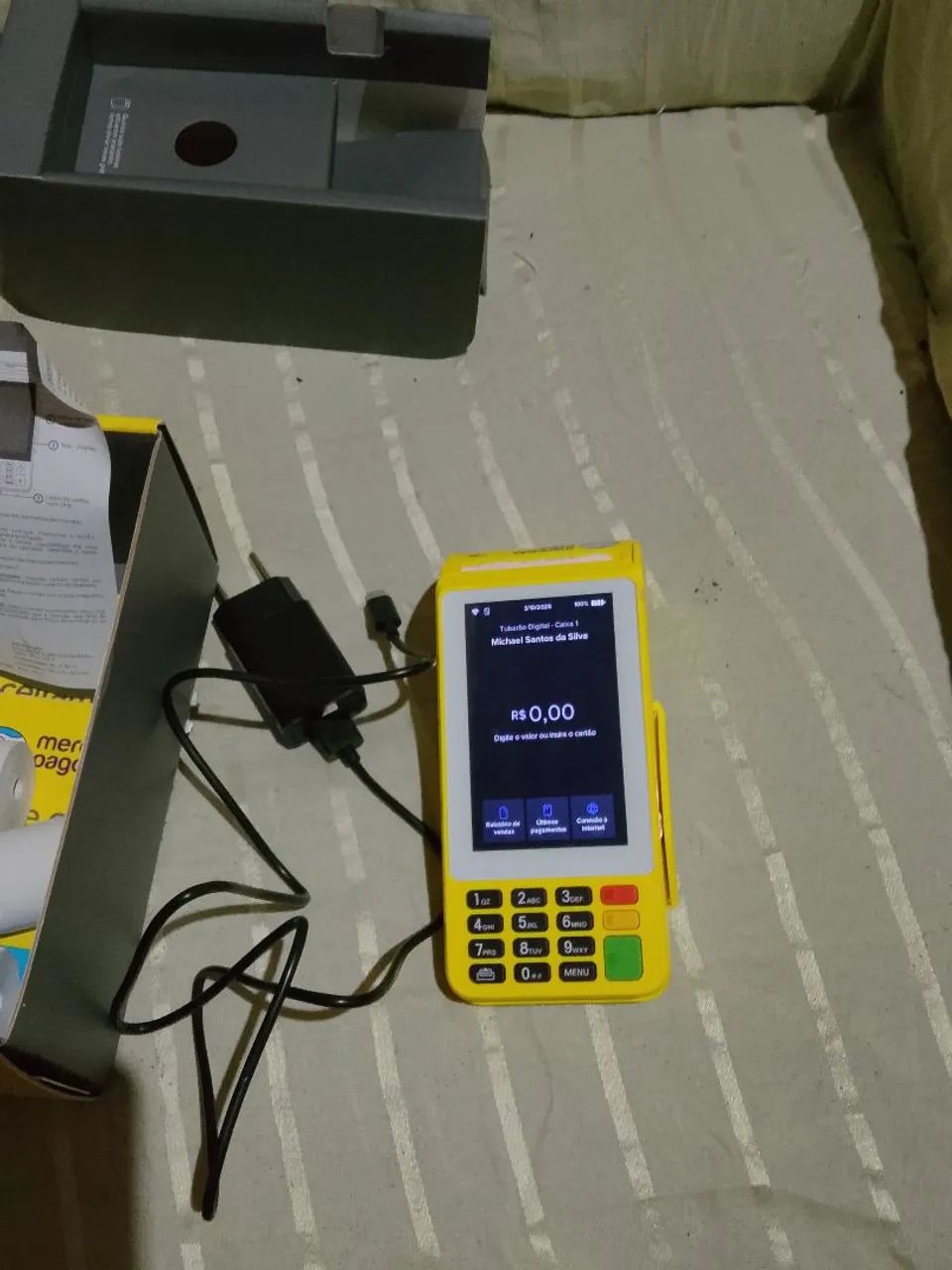 Maquininha Mercado Pago Point Pro 2 Amarela + Carregador