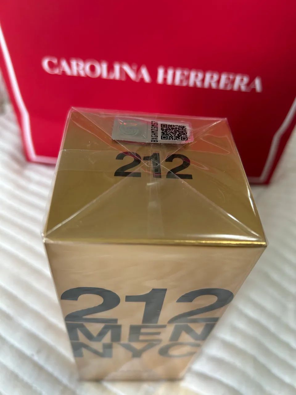 Perfume 212 Men Parfum Carolina Herrera 100ml - Foto 4