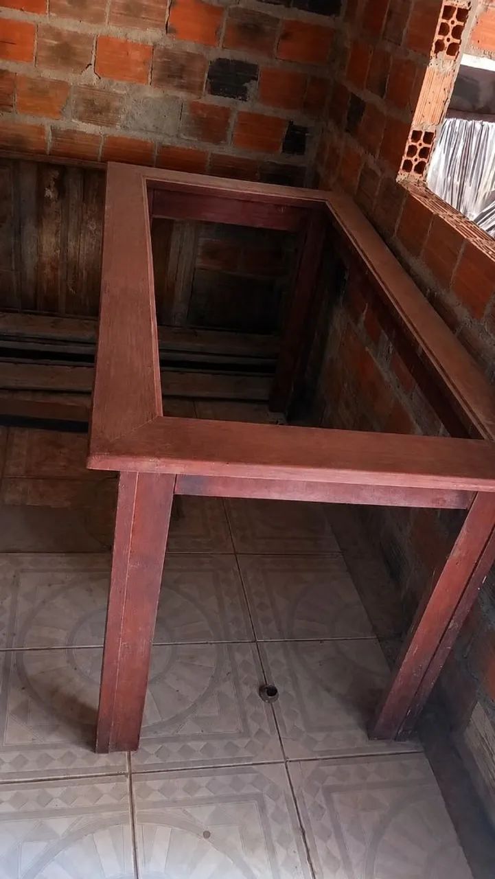 Mesa de madeira maciça  - Foto 2