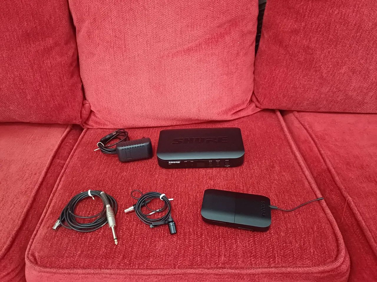 Transmissor sem fio shure BLX4 com microfone lapela e cabo para guitarra 