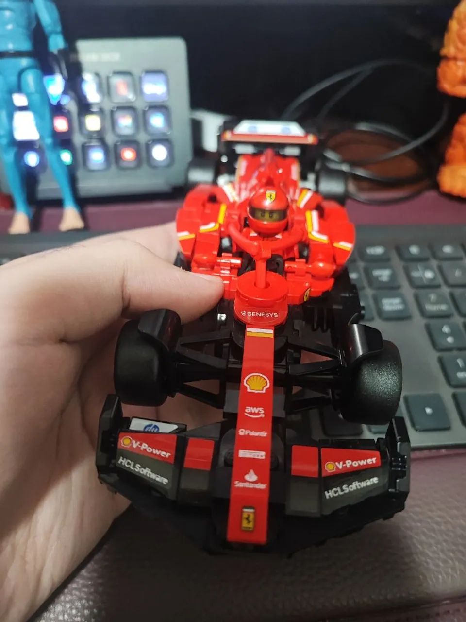 Lego formula 1 Ferrari montada  - Foto 2