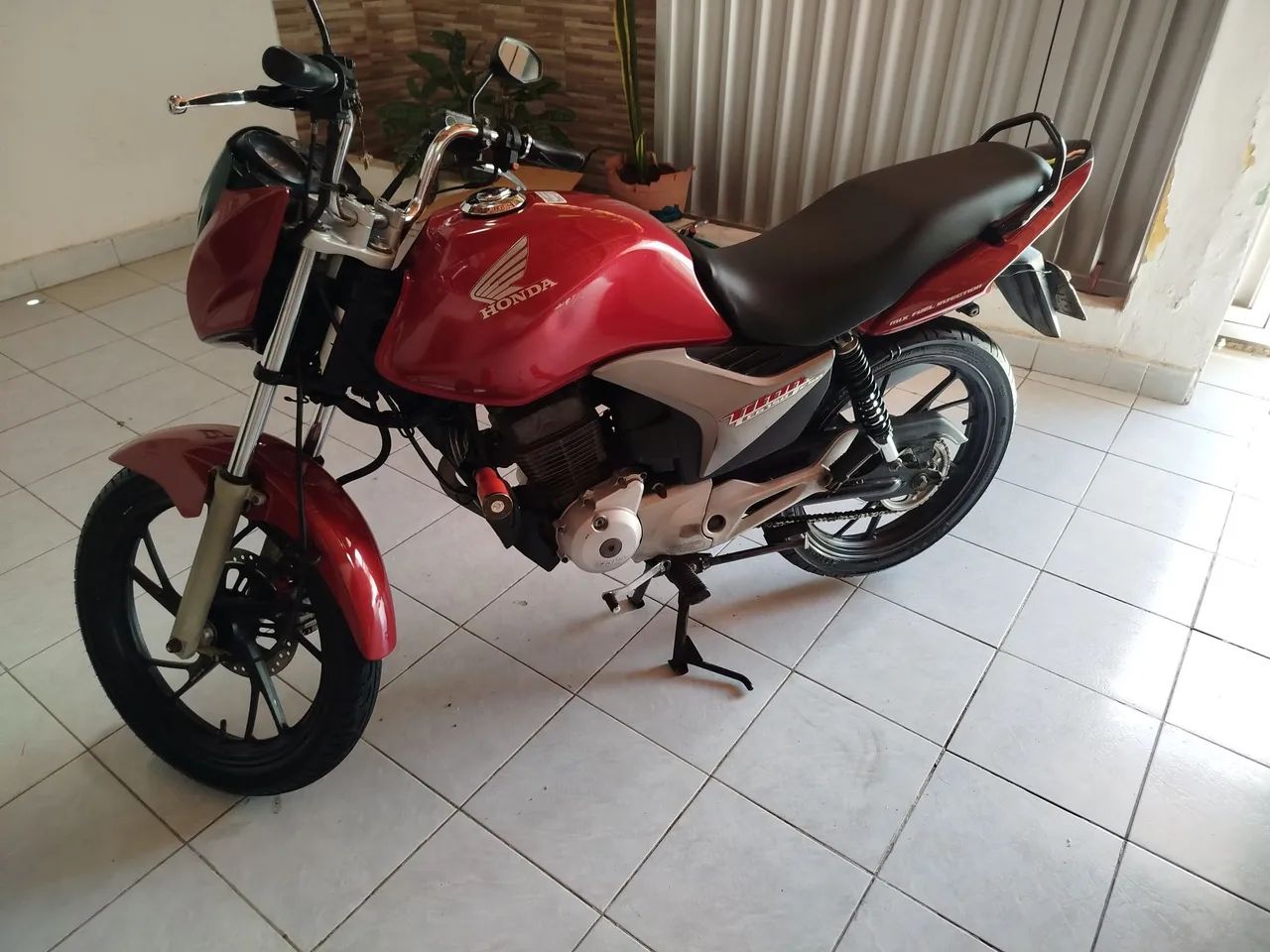 Titan 150 Extra  - Foto 3
