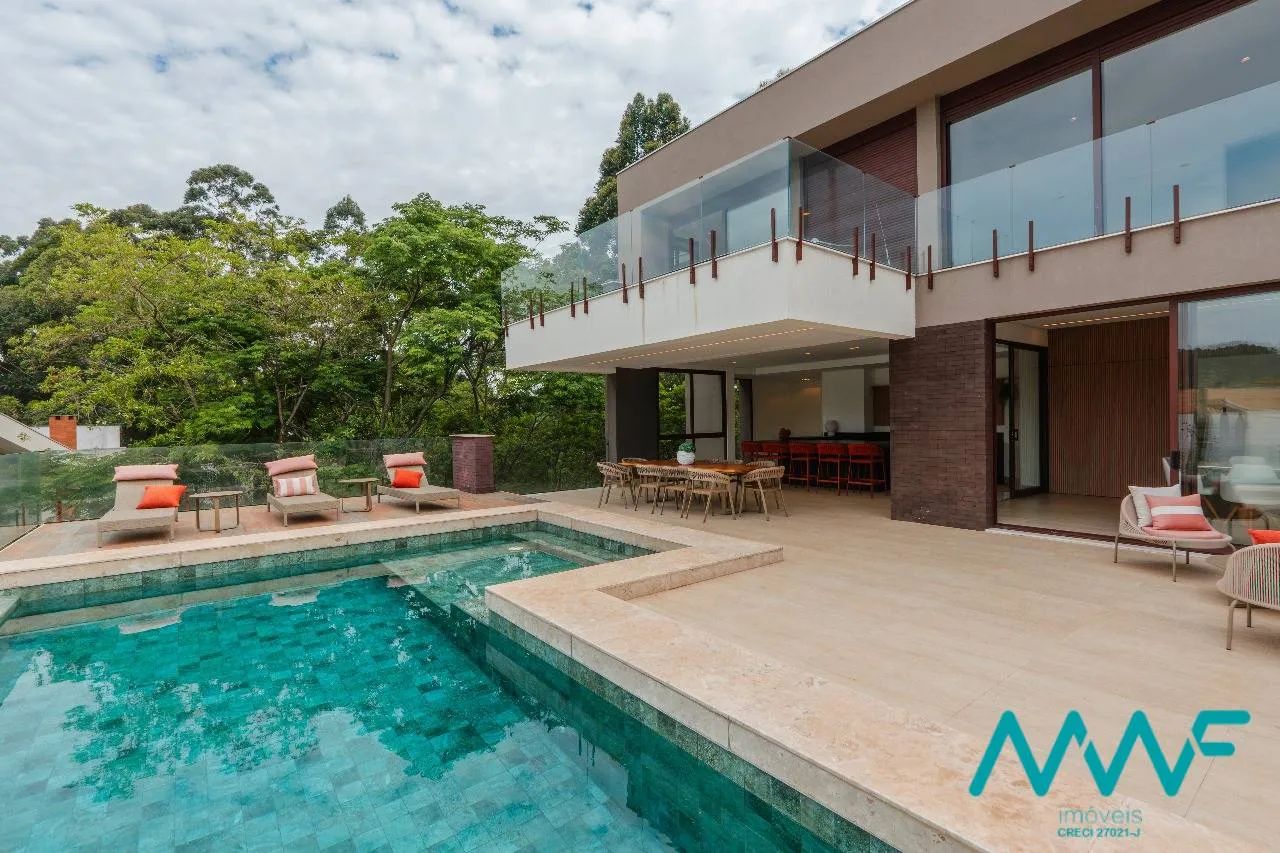 Tamboré 11 - Casa Nova com Elevador e Vista Livre - Vendida Mobiliada! - Foto 5