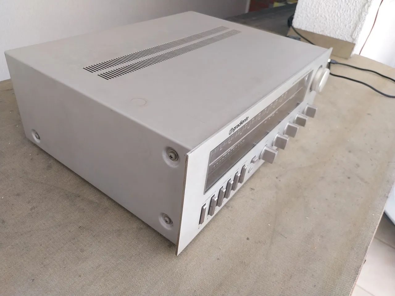 Vendo receiver Gradiente modelo 1360 muito novo e funcional. - Foto 4