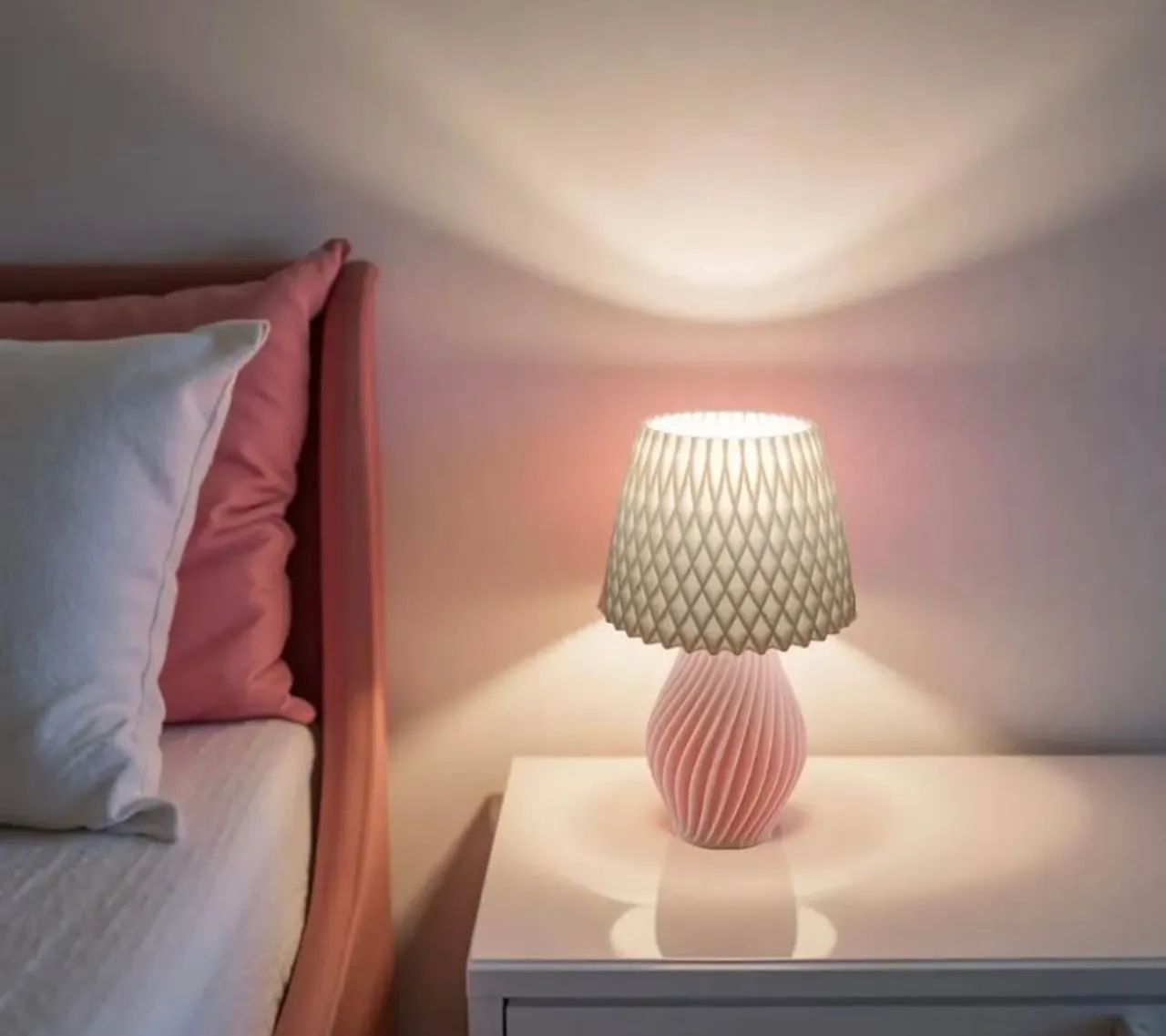 Abajur Luminária De Mesa Sala Quarto Moderno Com Lâmpada - Foto 2