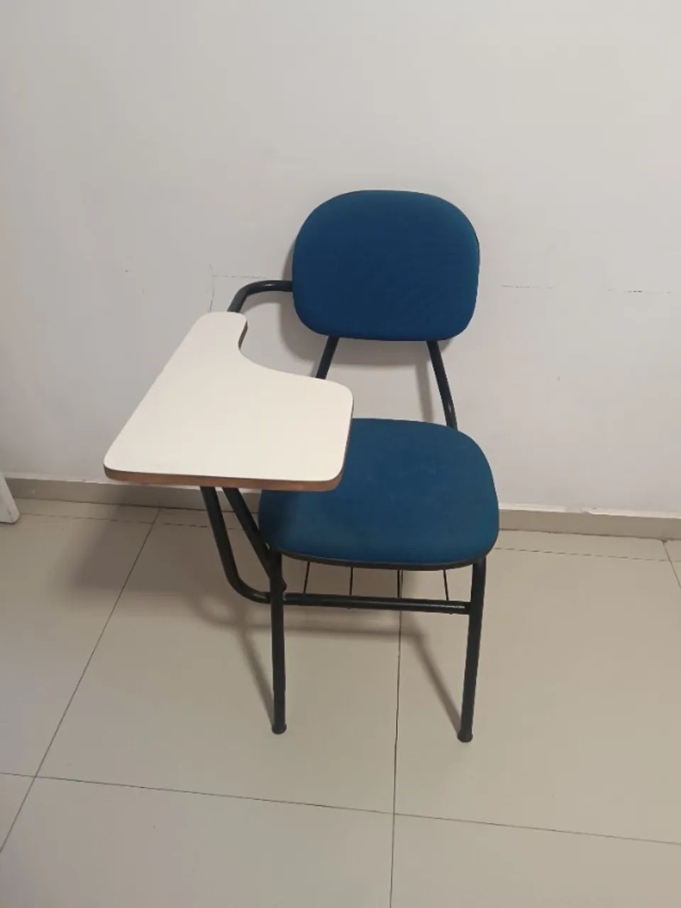 Cadeira escolar  - Foto 2