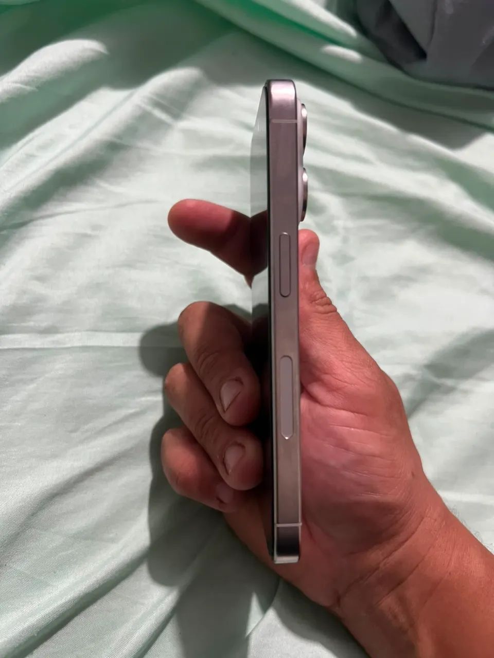 iPhone 15 pro - Foto 2