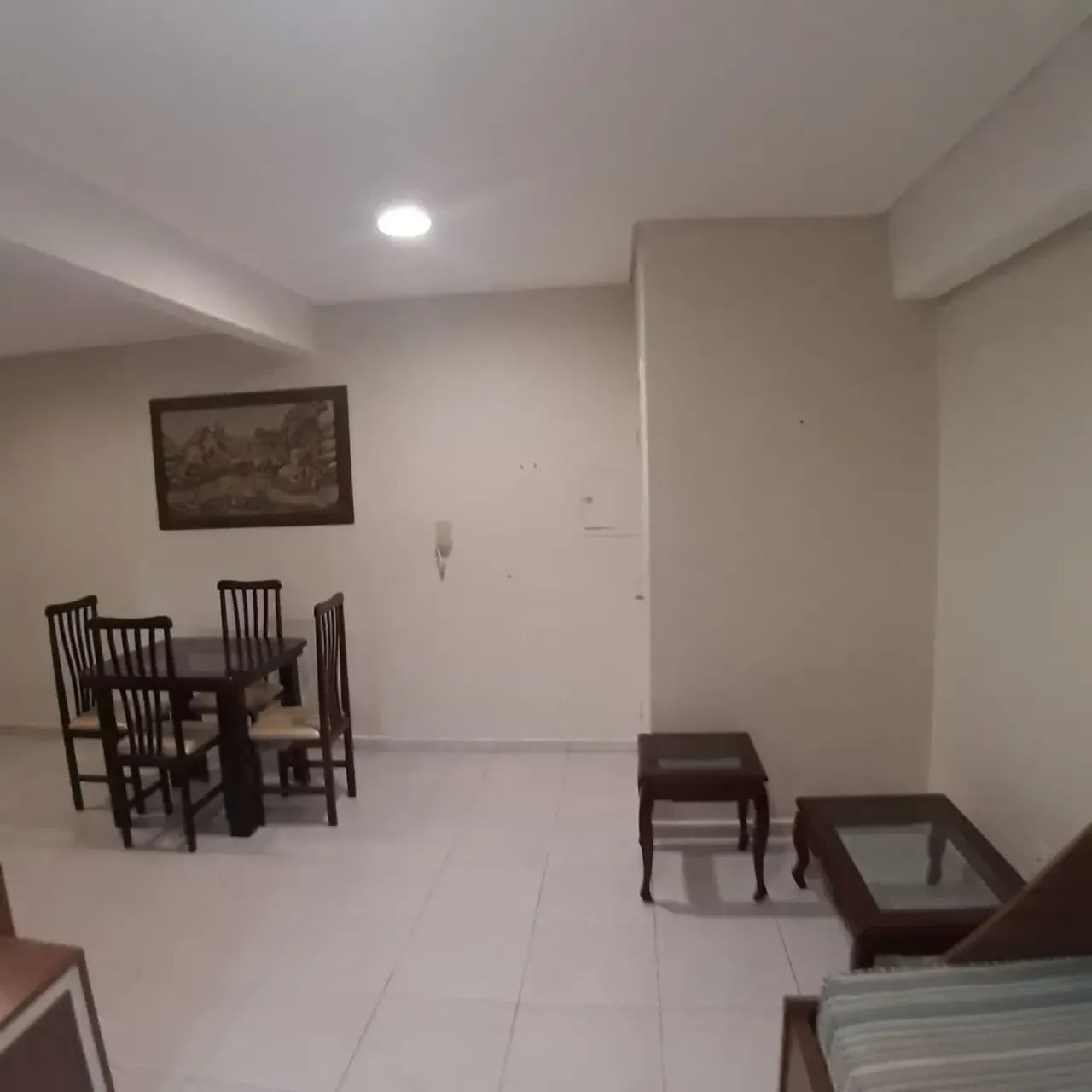 Apt com 2 dorm, sendo 1 suíte- Centro- Botucatu - SP- Mobiliado - Foto 4