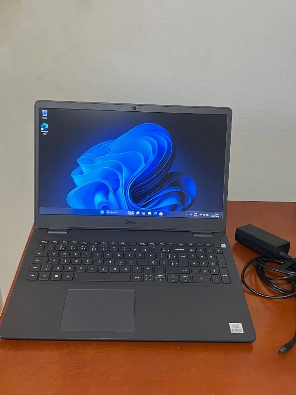 Notebook Dell Vostro semi-novo!! 