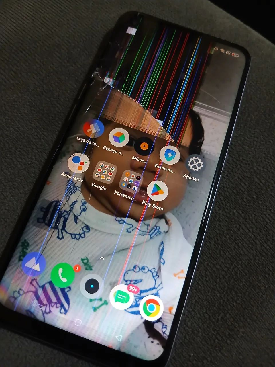 Celular Realme Q3S com defeito na tela Touch
