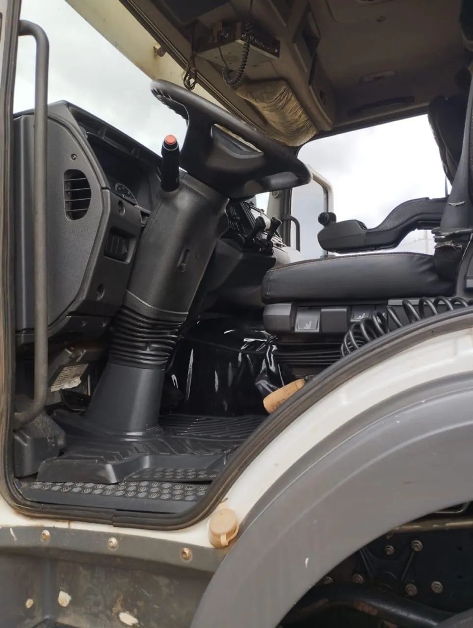 Caminhão Atego 3030 - Foto 5