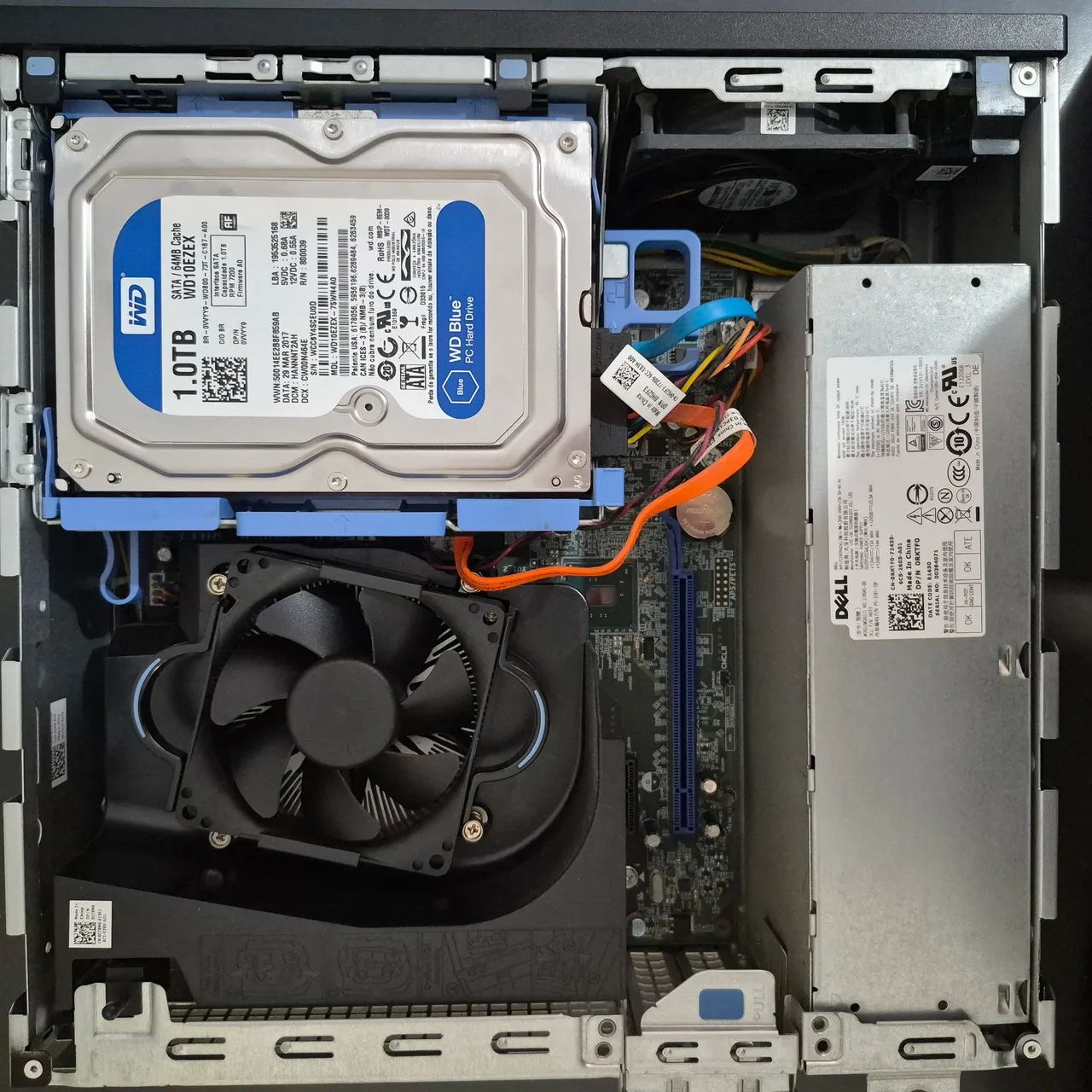 Computador Dell OptiPlex 3040 1T 8 gigas de RAM i5 gen 6 - Foto 3