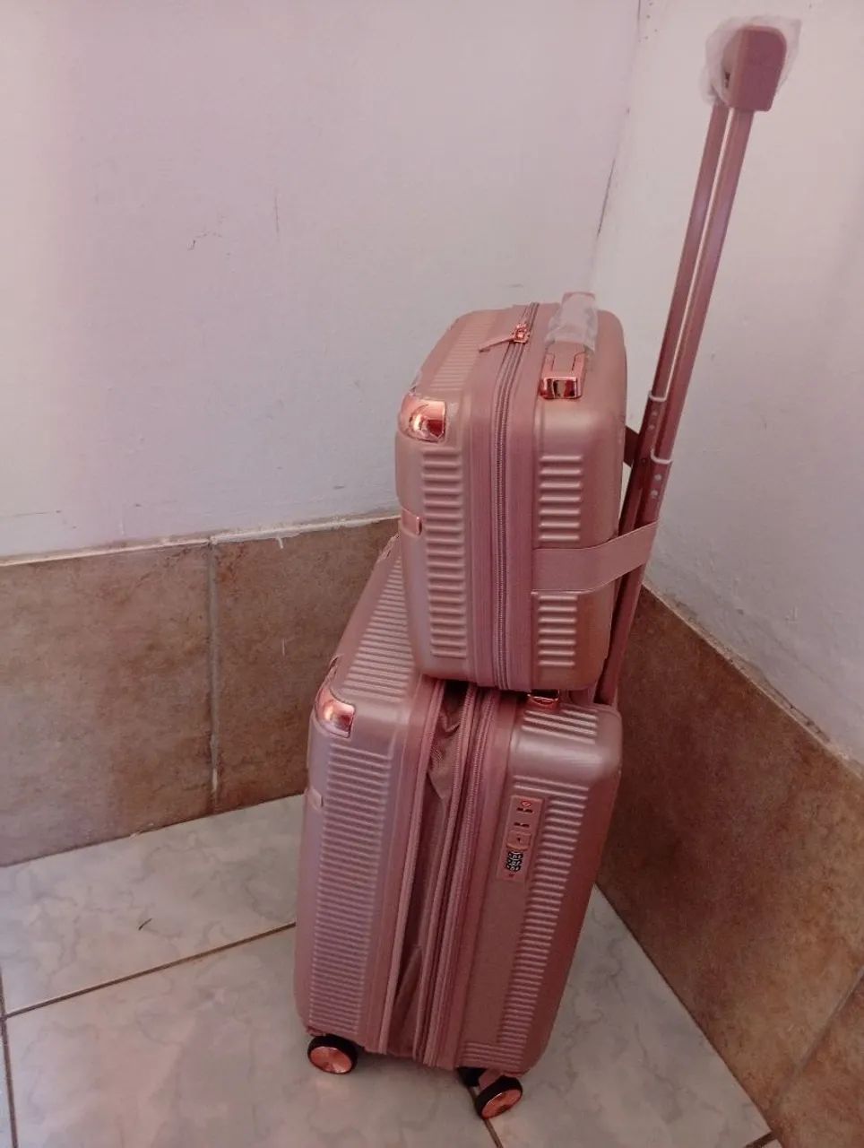 Mala feminina para viagem. - Foto 3