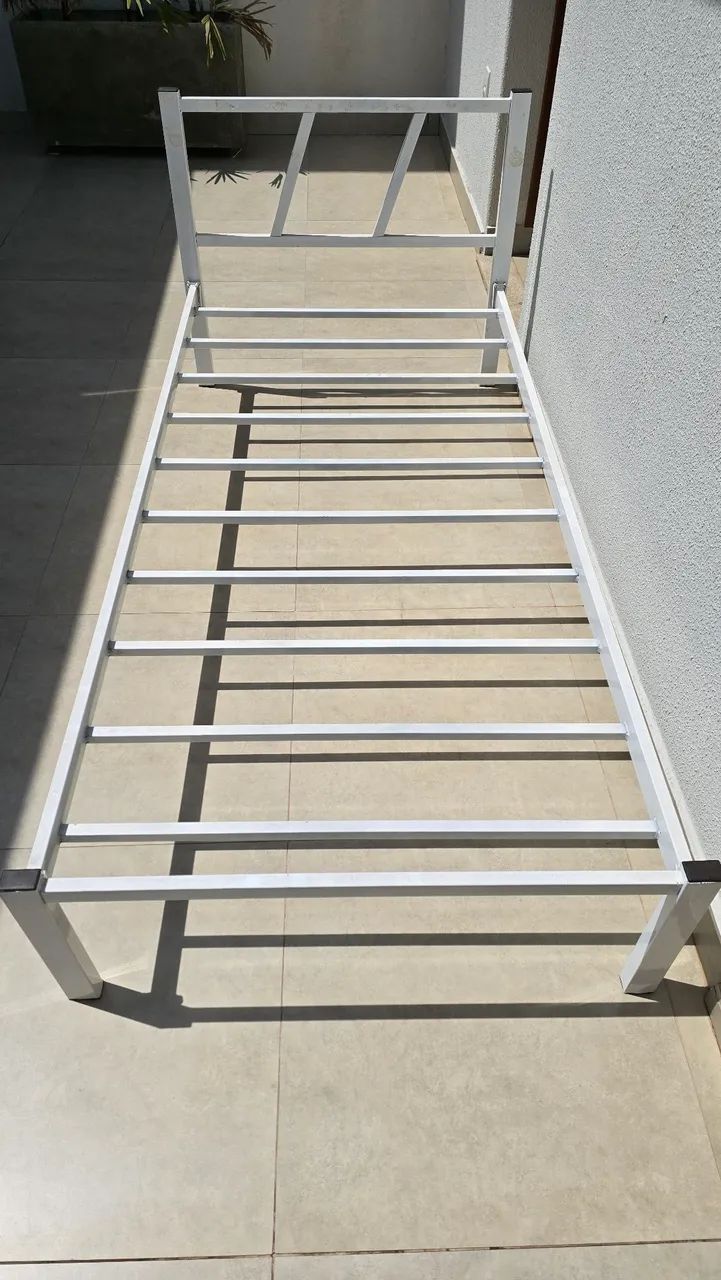 Cama solteiro em metalon - Foto 2