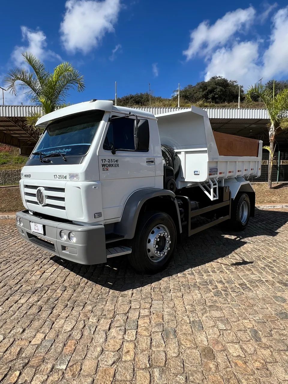 CAMINHÃO VW 17-250 BASCULA ZERO  - Foto 5