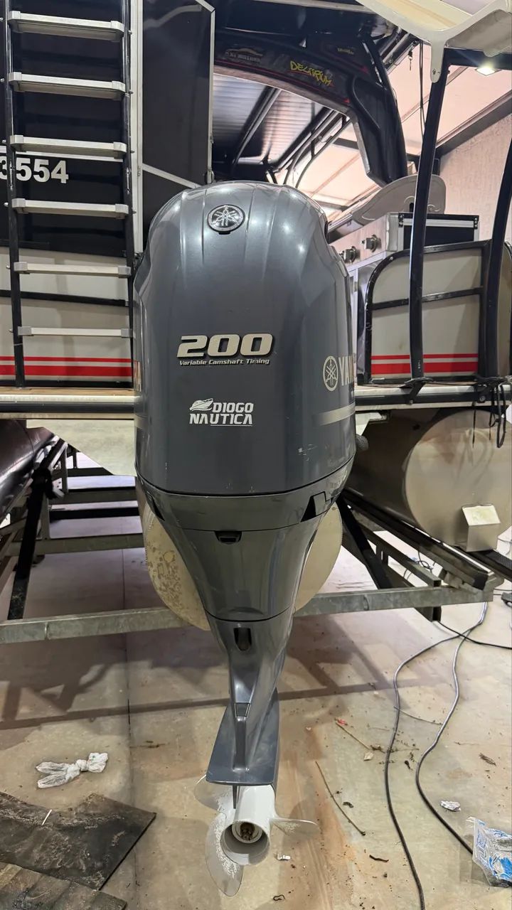 Motor yamara 200
