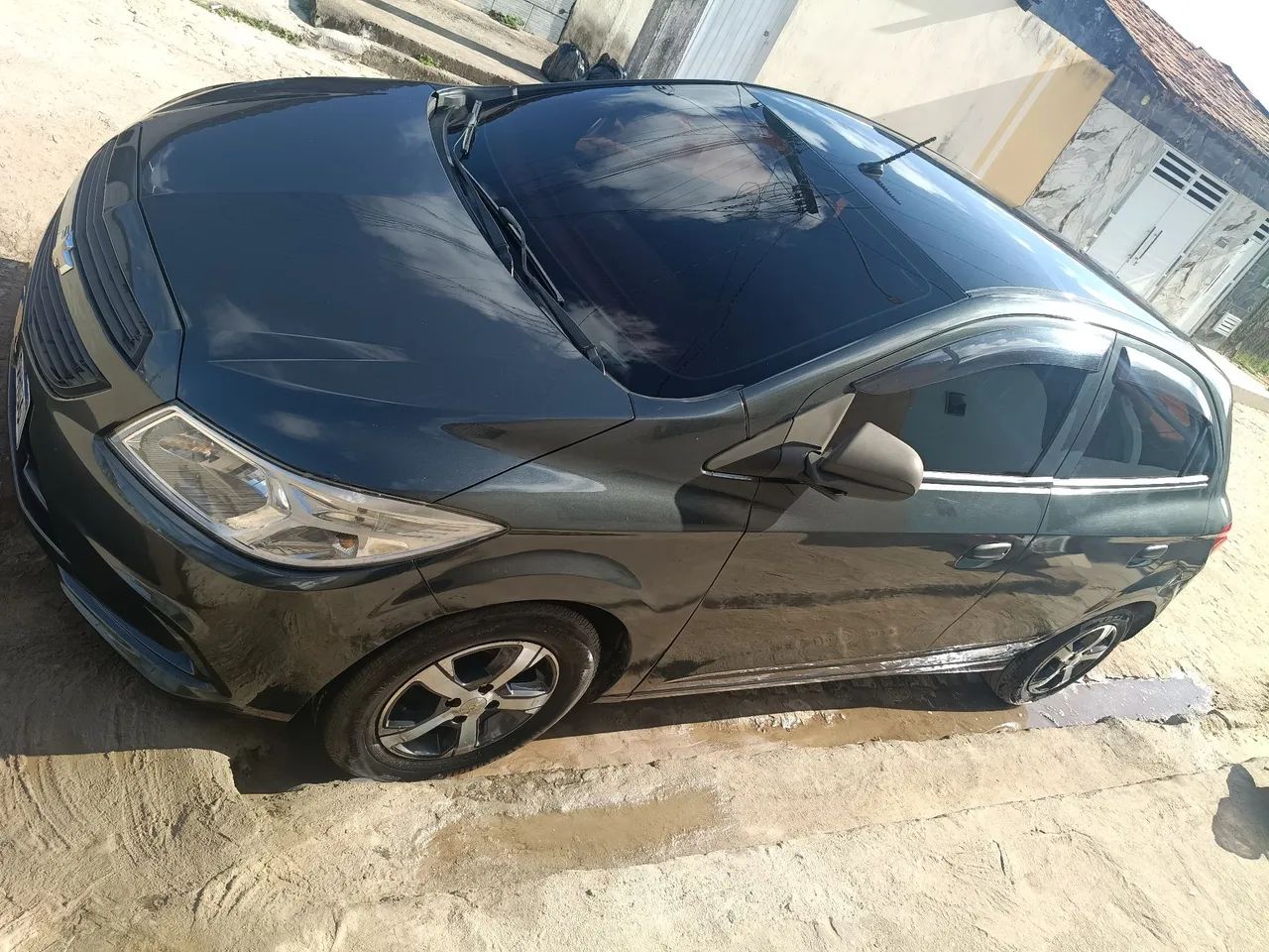Chevrolet Onix Hatch LT 1.0 8V Flexpower 5P Mec. 2018 - Foto 2
