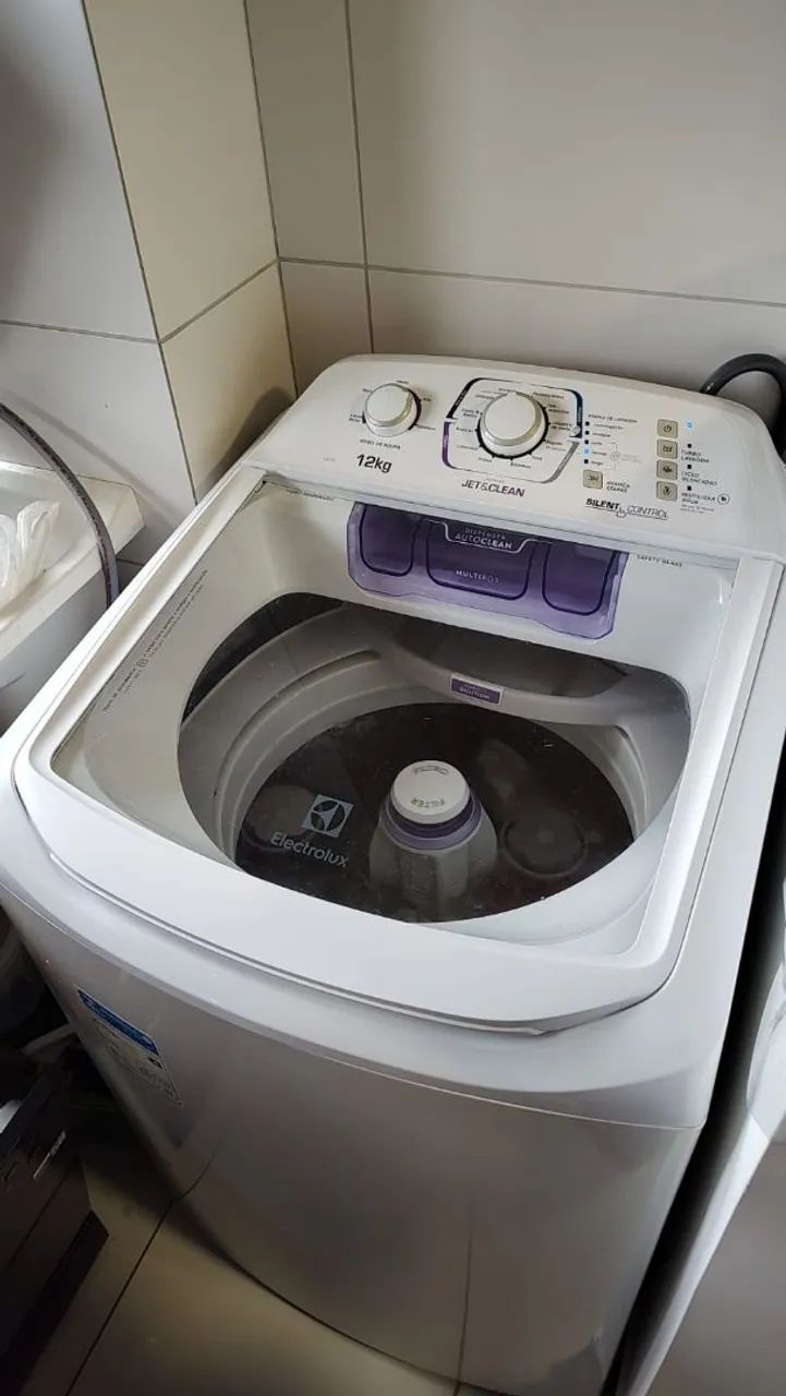Máquina de lavar Electrolux 12 kg